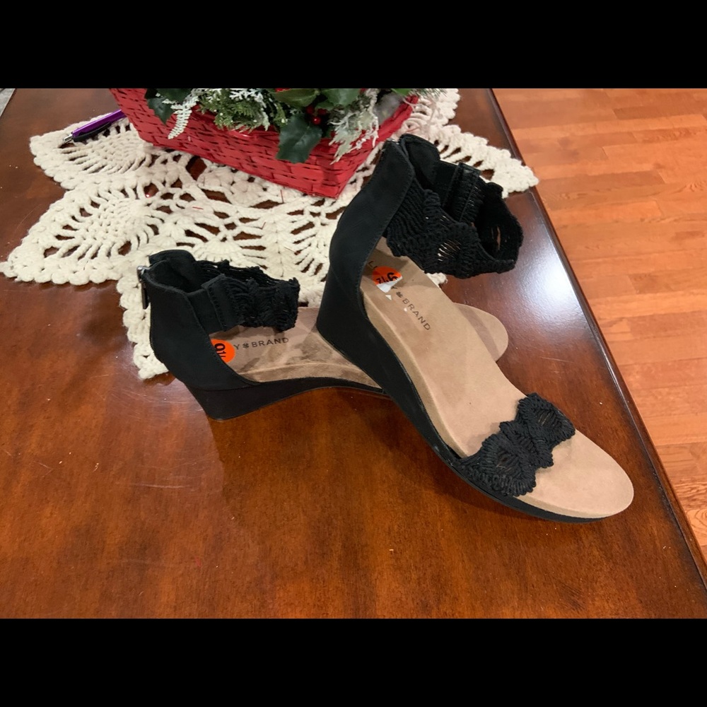 Lucky Brand wedge sandals